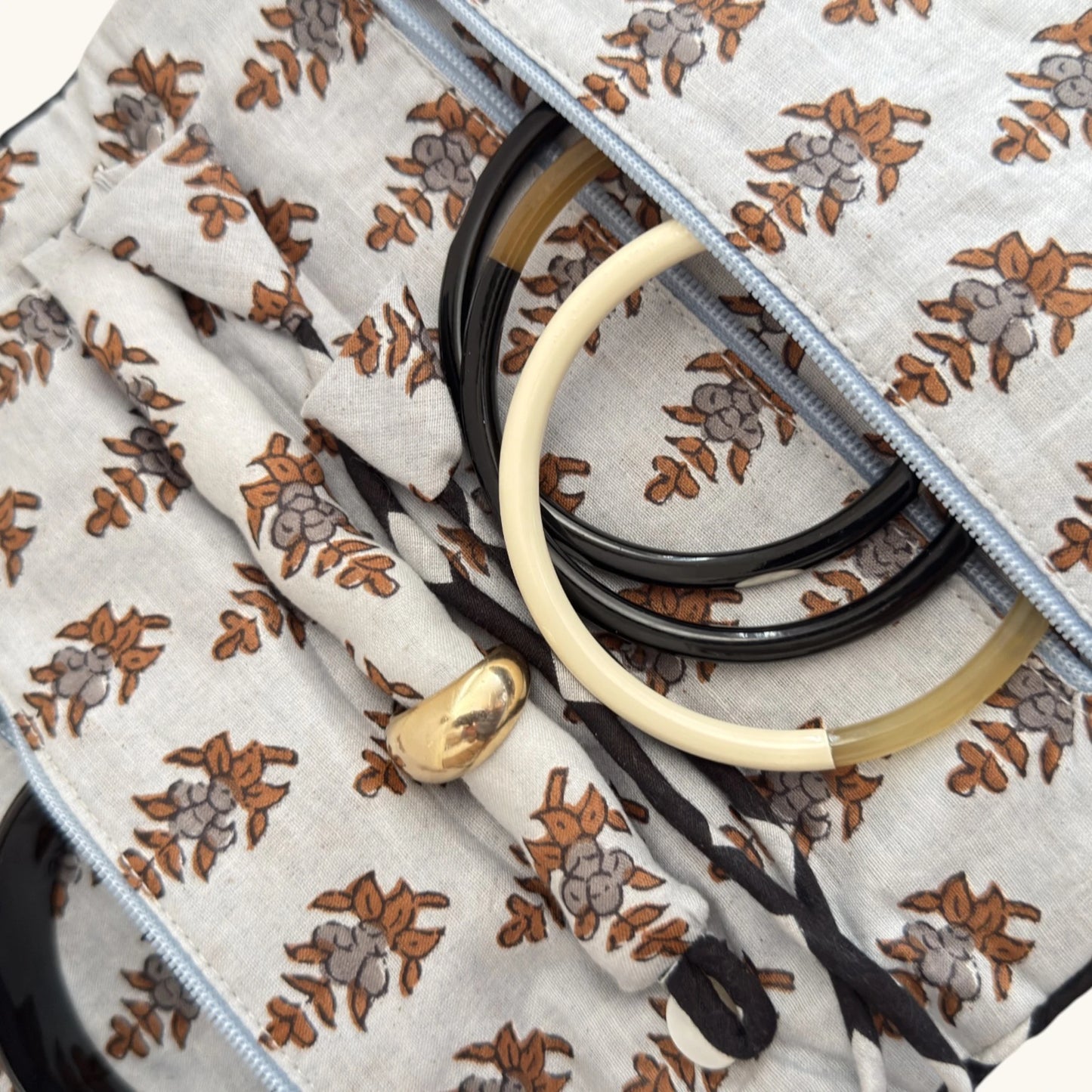 Trousse à bijoux Froufrou Gris Temple | Chachadamour