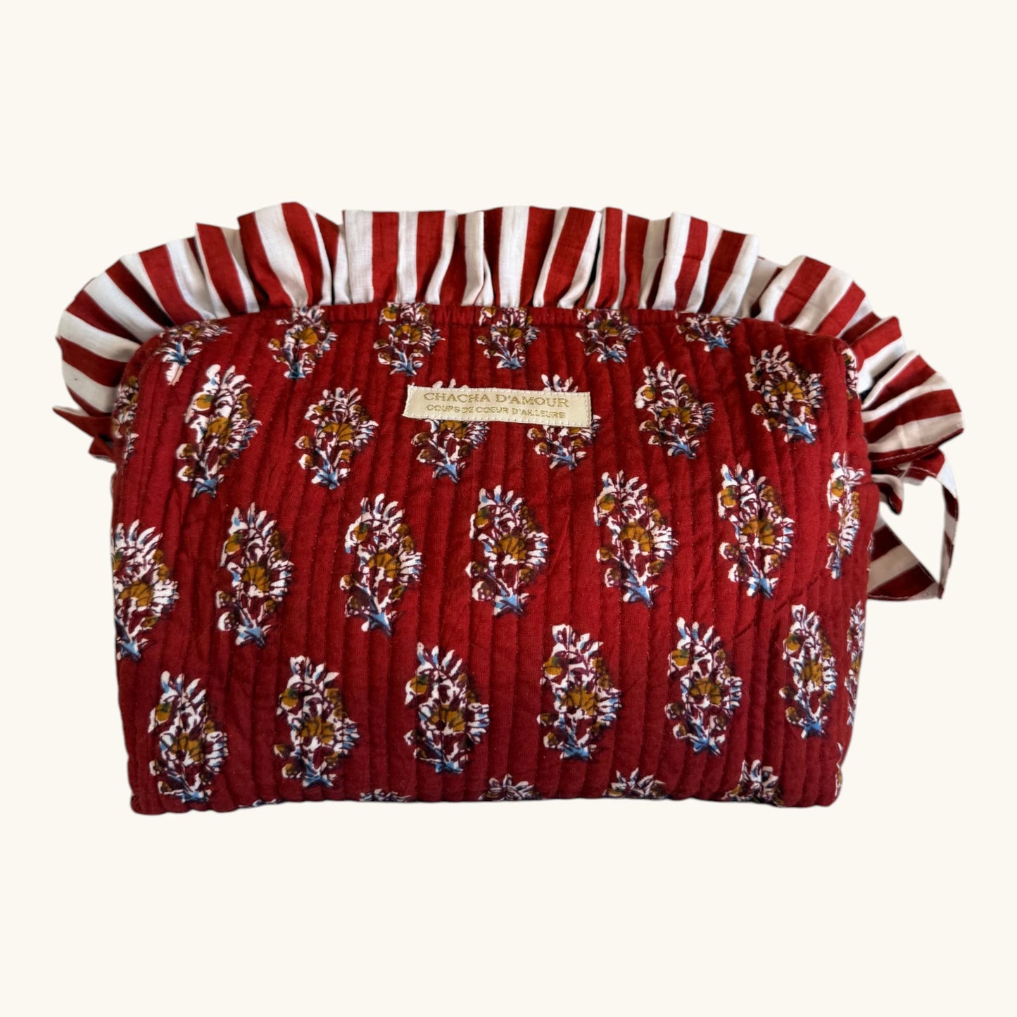 Trousse de toilette brodée bordeaux à franges collection froufrou chachadamour, motifs floraux tissés artisanaux